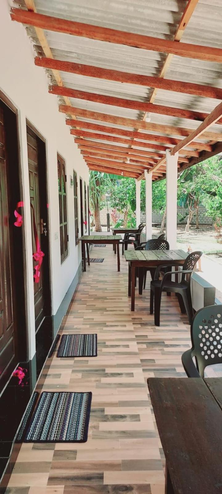 Nilaveli Beach Rooms Εξωτερικό φωτογραφία