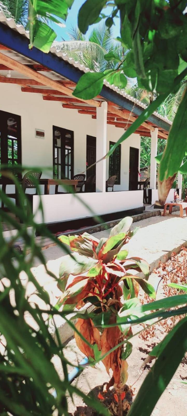 Nilaveli Beach Rooms Εξωτερικό φωτογραφία